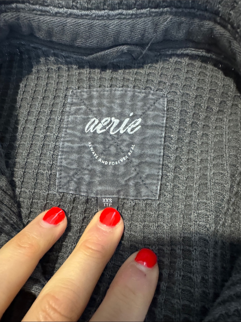 aerie women’s Gray Waffle-Knit Shirt Jacket - Picture 2 of 3